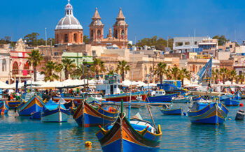 Flugreisen_Malta_Boote_im_Hafen_Pressmind