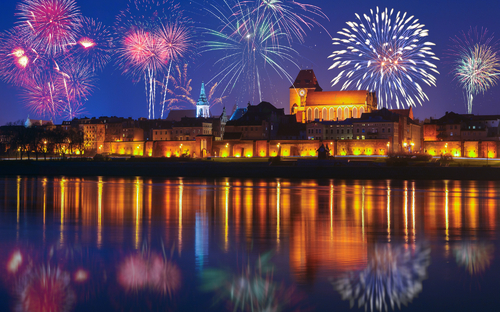 Feuerwerk über der Altstadt von Torun