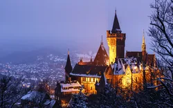 Schloss in Wernigerode im Winter, Deutschland